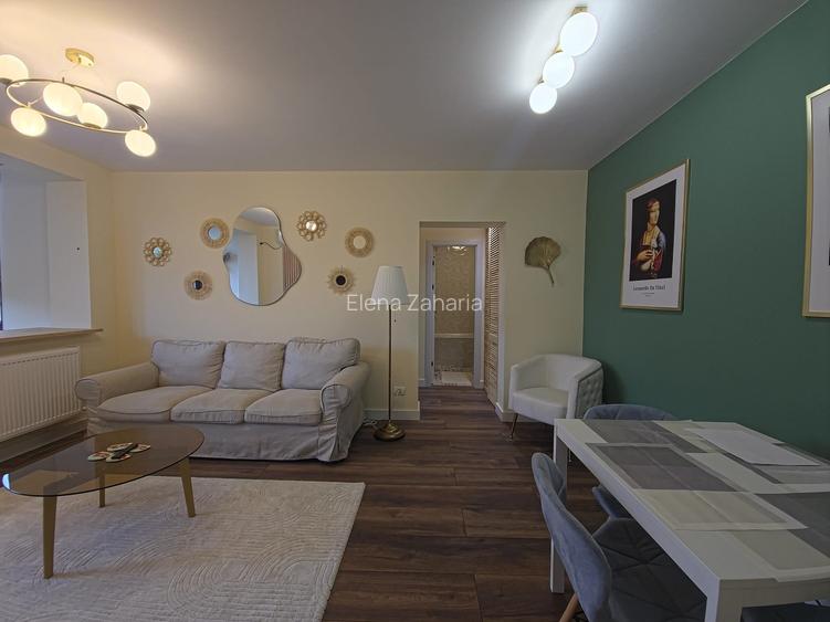 Apartament 3 camere, Tomis 2 – renovat, mobilat, utilat, 59 mp, etaj 3/4. Apartament 3 camere, Tomis 2 – renovat, mobilat, utilat, 59 mp, etaj 3/4.