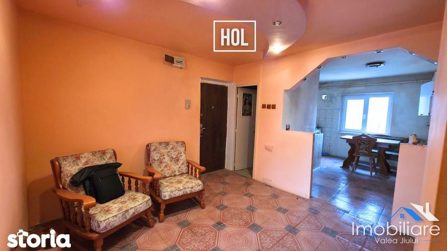 Apartament spa?ios 3 camere Vulcan, Zona Dinca | 75 mp | Etaj 3 - 4