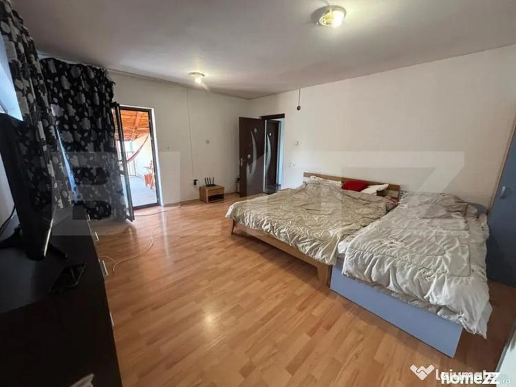 Casă cu 5 camere cu Teren 354 Mp în Micro 3