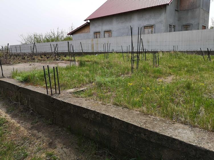 Teren de 1500 mp, în Odobești