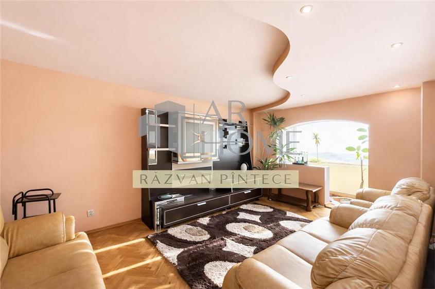 Apartament cu 4 camere decomandat în Cantacuzino