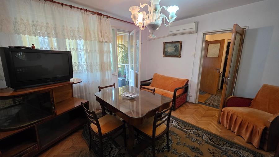 Apartament cu 3 camere semidecomandat, mobilat în Colentina