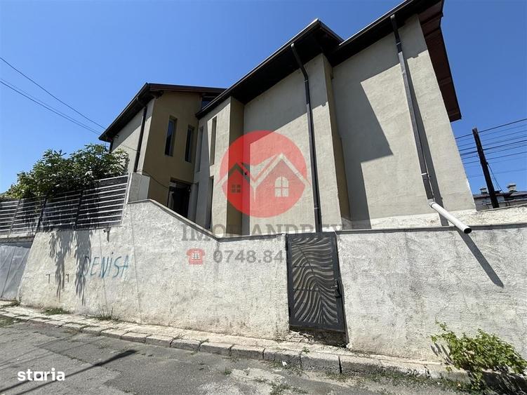 Casă cu 3 camere în Central