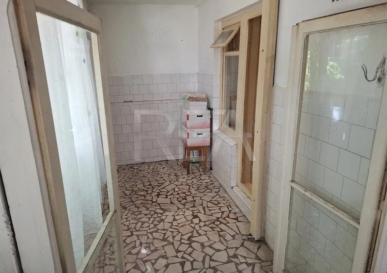 Garsonieră decomandată în Mihai Bravu