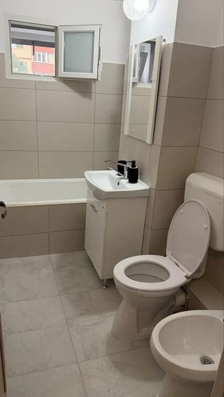 Apartament cu 2 camere decomandat în Răcădău