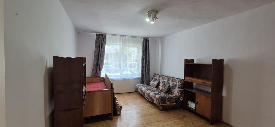 De inchiriat ap. 3 camere - str. Muncii - 5