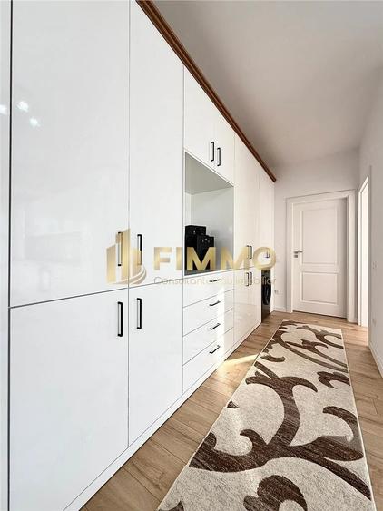 Apartament cu 3 camere decomandat în Poieni-Suceava