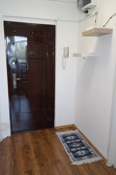 Apartament cu 2 camere semidecomandat în Lujerului