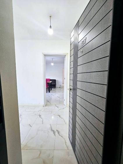 Apartament cu 3 camere semidecomandat, mobilat în Alexandru Obregia