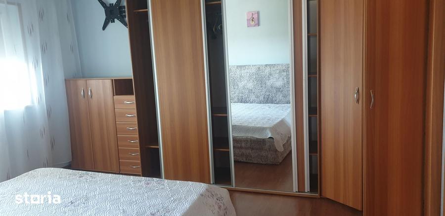 Apartament cu 2 camere decomandat, mobilat în Exterior Vest