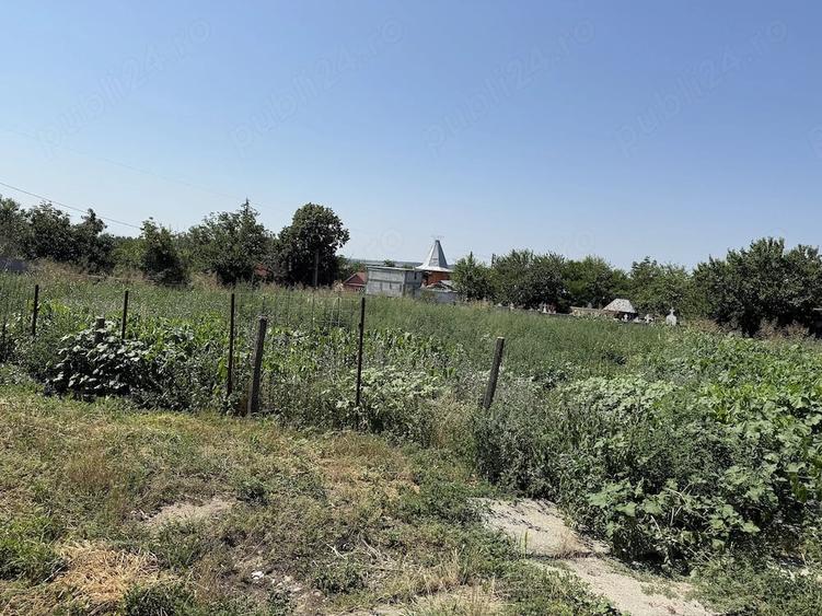 Casă cu Teren 2828 Mp în Central