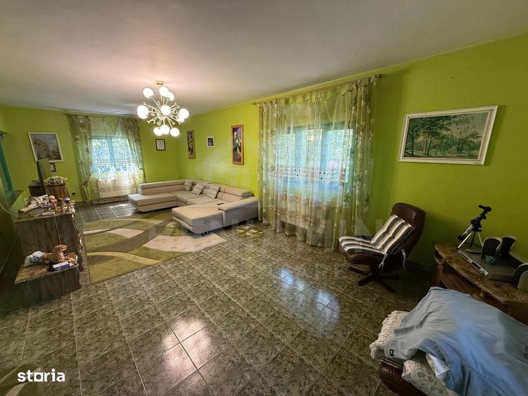 Casă cu 4 camere cu Teren 1039 Mp în Rovine