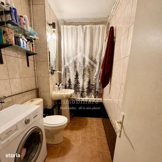 Apartament cu 3 camere decomandat în Central