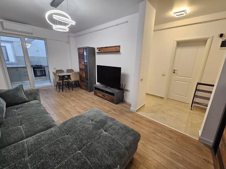 Apartament cu 2 camere semidecomandat, mobilat în Viilor