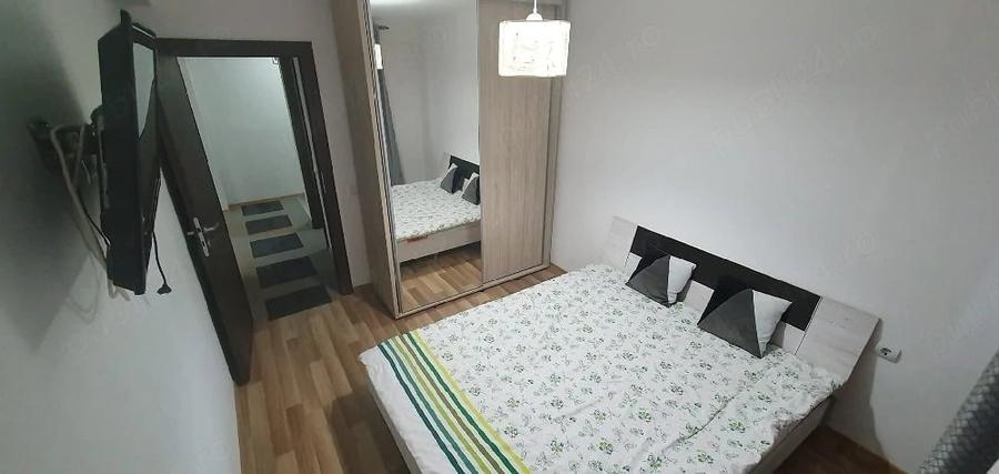 Apartament cu 2 camere semidecomandat în Fundeni