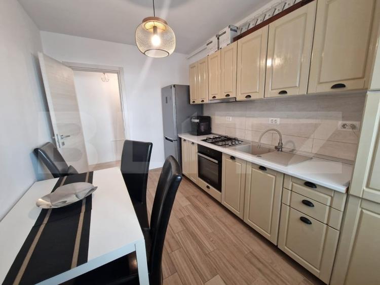 Apartament cu 3 camere decomandat, mobilat în Lăpuș Argeș
