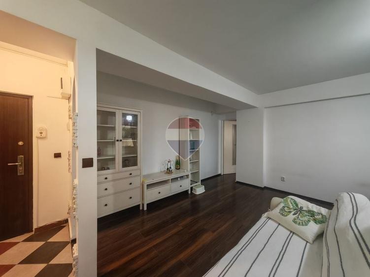Apartament cu 2 camere semidecomandat, mobilat în Nicolae Grigorescu
