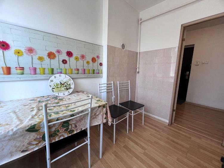 Apartament cu 2 camere semidecomandat în Ultracentral