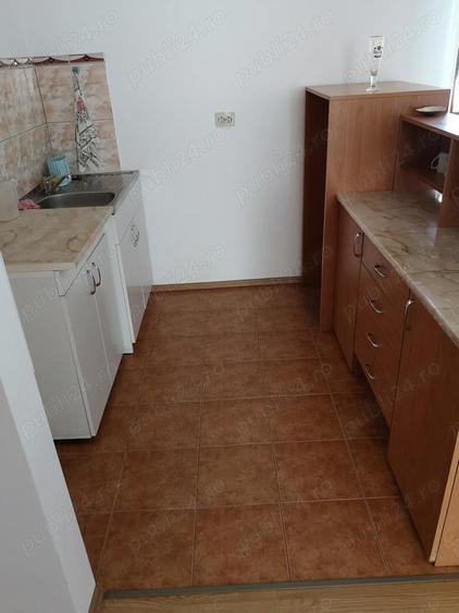 Vand casa vacanta lemn la Otvesti - 1