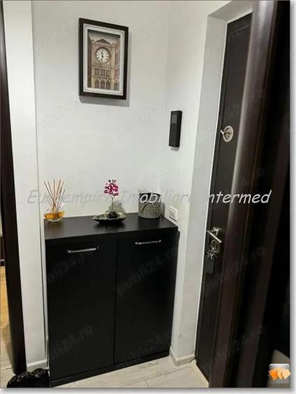 Apartament 2 camere de vanzare zona Km 5 - 2