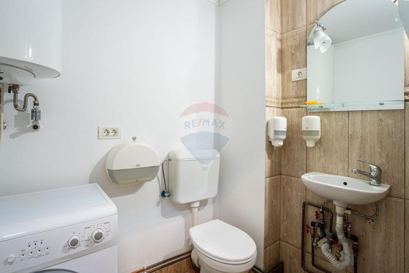 Apartament cu 2 camere de vânzare în zona Teatrului de Stat - 10