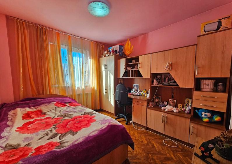 Apartament 2 camere,etaj 2 zona Dacia - 8