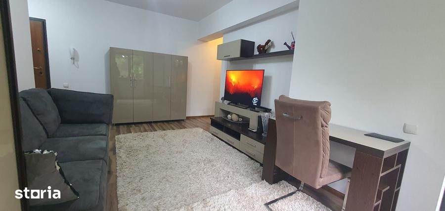 Apartament cu 2 camere semidecomandat în Moșilor