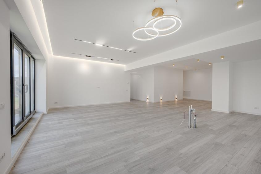 4 camere-157 mp utili- 172mp curte – Parter- Bucuresti Nord- Pipera - 3