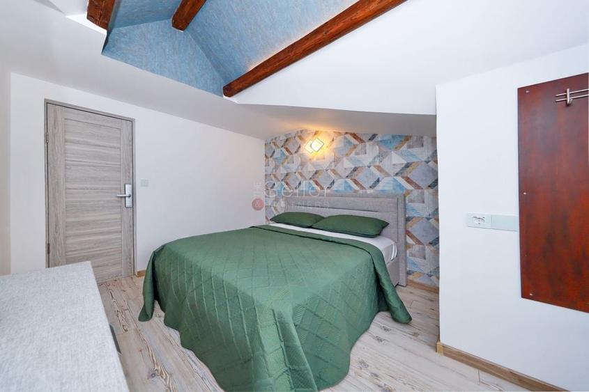 Proximitate imediata fata de Castelul Bran - 12