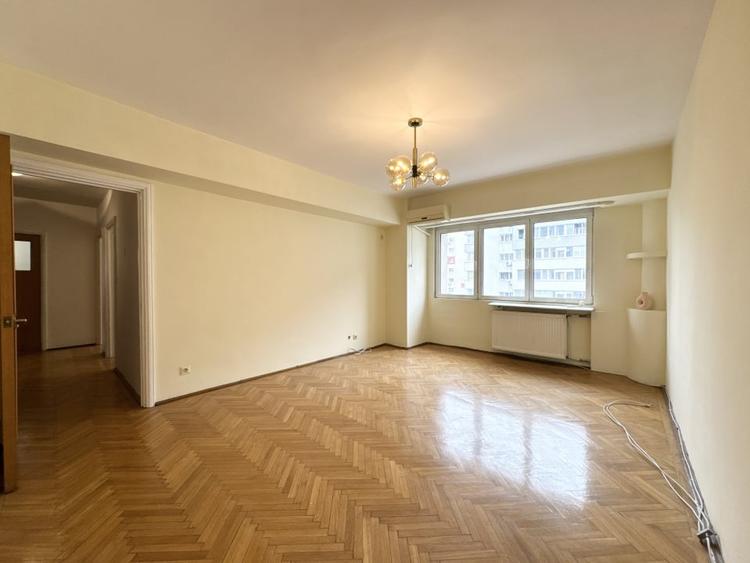 Apartament cu 4 camere, nemobilat, balcoane generoase | in Zona Piata Victoriei - 1