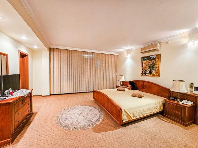 Vanzare casa/vila care refuza trecerea timpului - Zona Capitale - 10