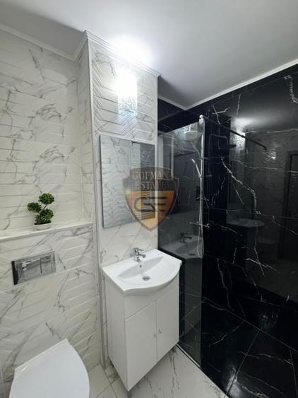 Apt 2 cam decomand Tomis Nord, 52 mp, renovat complet, centrala gaze, A/C e 3/10 - 6