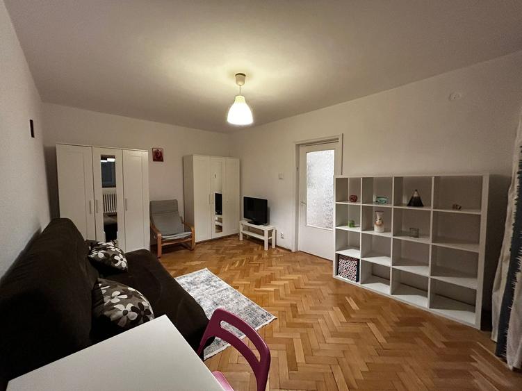 Tineretului , Piata Norilor , 5 minute metrou - 5