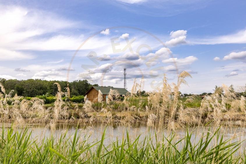 Motel, camping, piscina si lacuri de pescuit pe un teren de 49 285 mp - 6