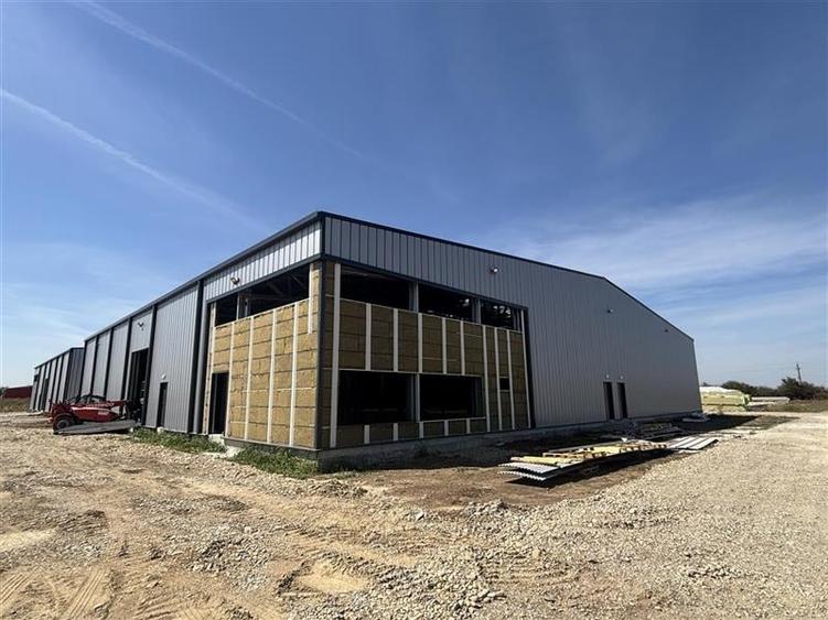 Vanzare depozit/hala/spatiu industrial Mogosoaia - Buftea - 2