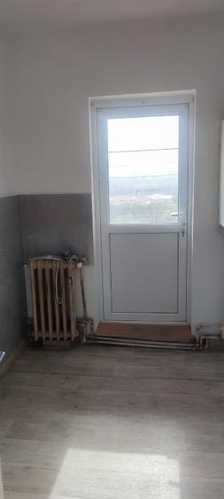 Apartament 3 camere, 58 mp, etaj 4 – Balș, zona Jiu - 5