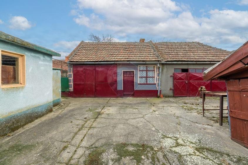 Casă 4 camere + anexe, teren 760 mp – Pilu, jud. Arad - 12