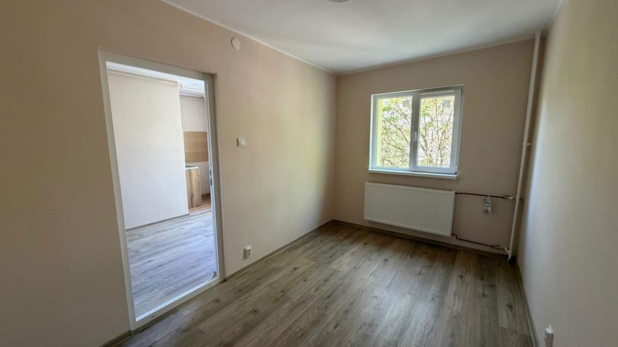 Apartament 2 camere Baicului sector 2 - 1