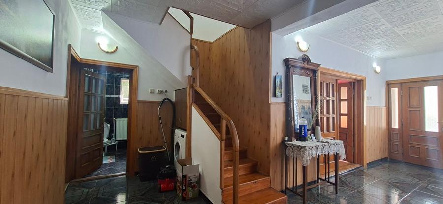 O casă pentru familie, cu grădină și intimitate - 6