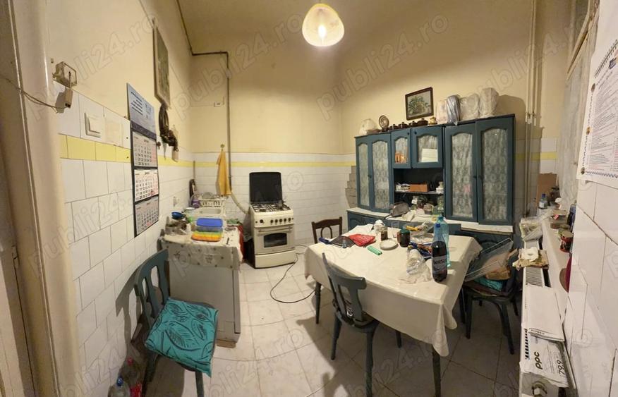 De Vanzare Apartament Istorico-Modern Pia?a Ovidiu, Constan?a Direct de la Proprietar - 10