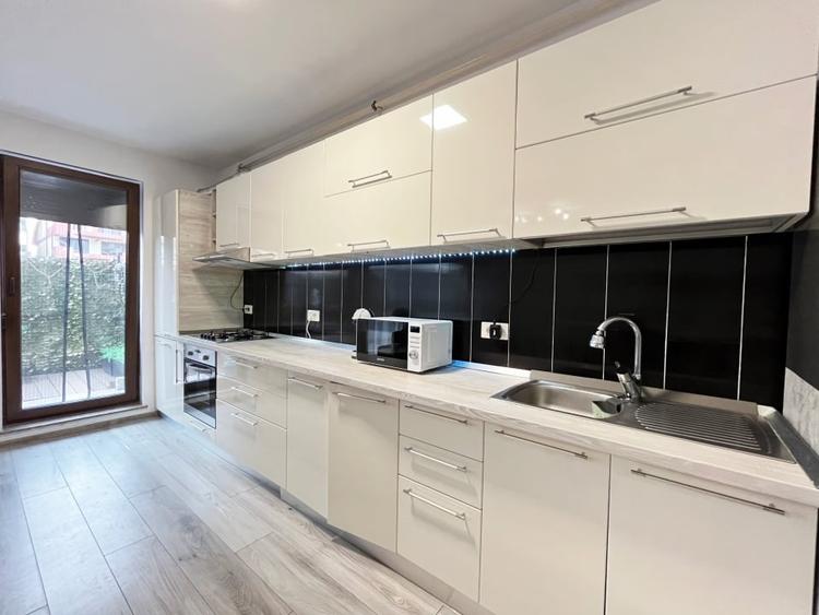 Apartament cu 2 camere in Mamaia Nord cu terasa spațioasă la 200 m de plaja - 3