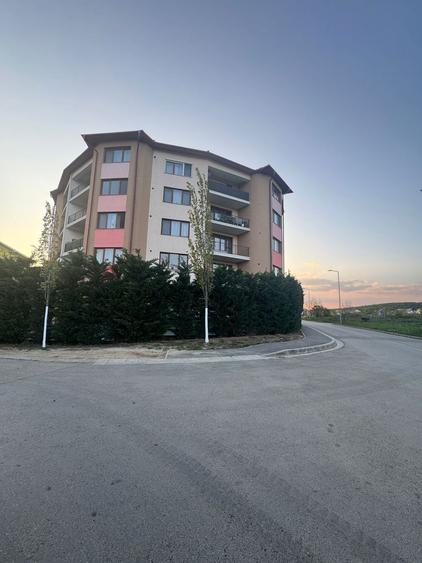 Inchiriez Apartament cu doua camere , zona Oncea - 6