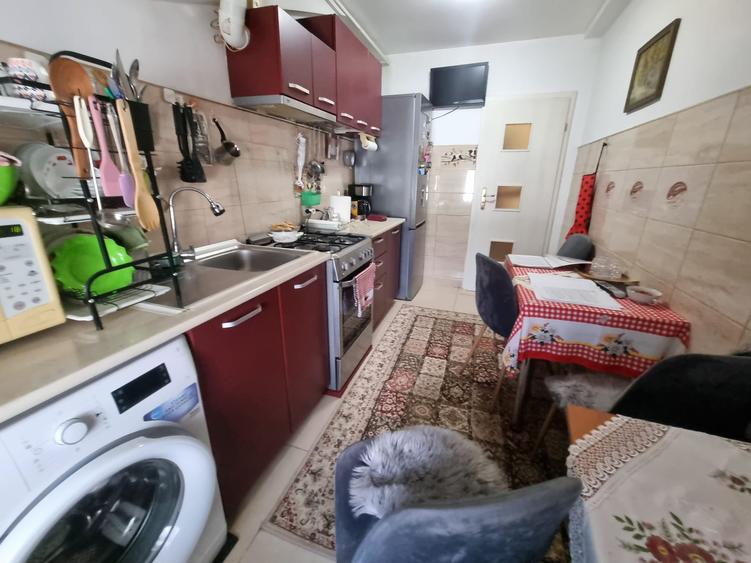 Apartament 2 camere decomandat, mobilat, parcare, zona Metalurgiei - 1