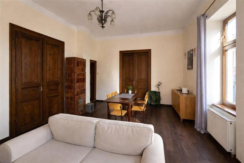 Apartament spatios cu 4 camere in inima orasului, ideal locuinta sau investitie - 7