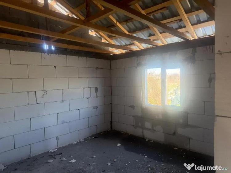 CASA parter, 90 mp utili , teren 560 mp , COSOVENI , POSIBIL - 7