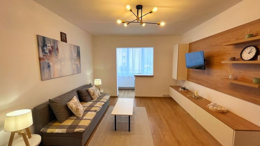 Apartament cu 2 camere în Tractorul - 3