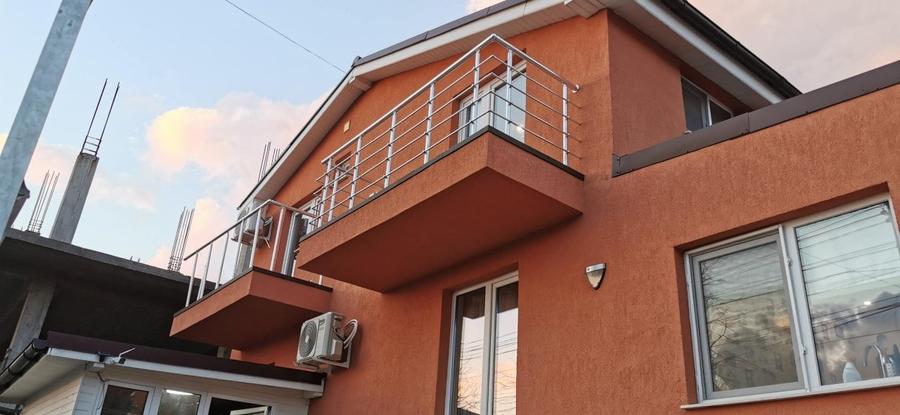 Casă cu 5 camere cu Teren 300 Mp în Central