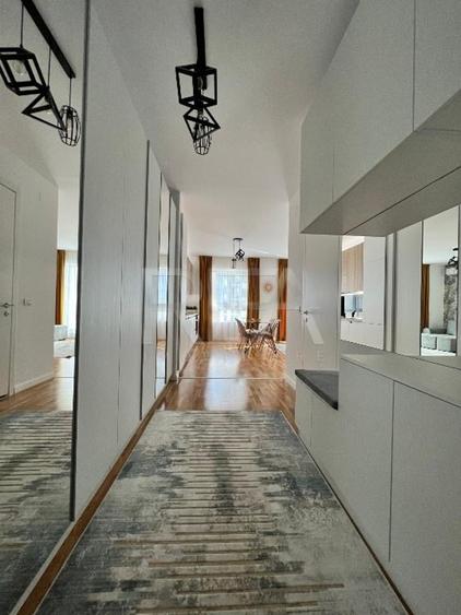 Apartament cu 3 camere semidecomandat, mobilat în Domenii