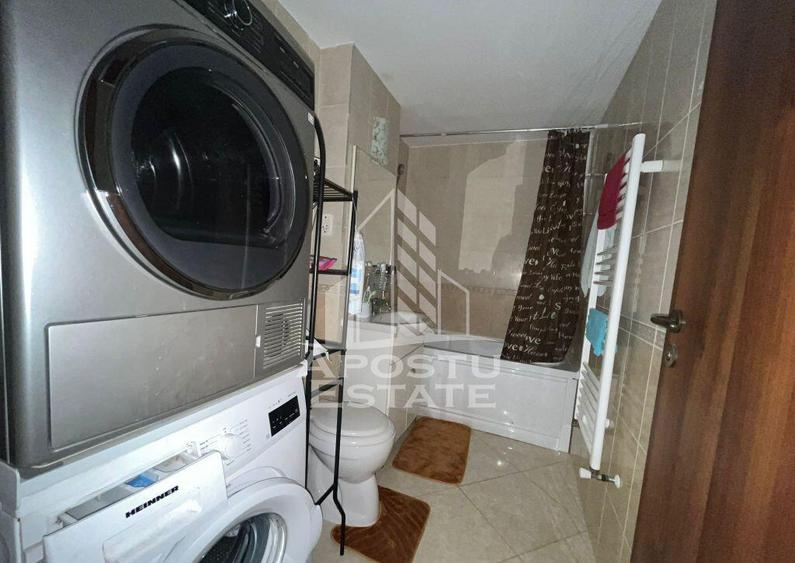 Apartament cu 3 camere, semidecomandat, bloc nou, etajul 1 - 6