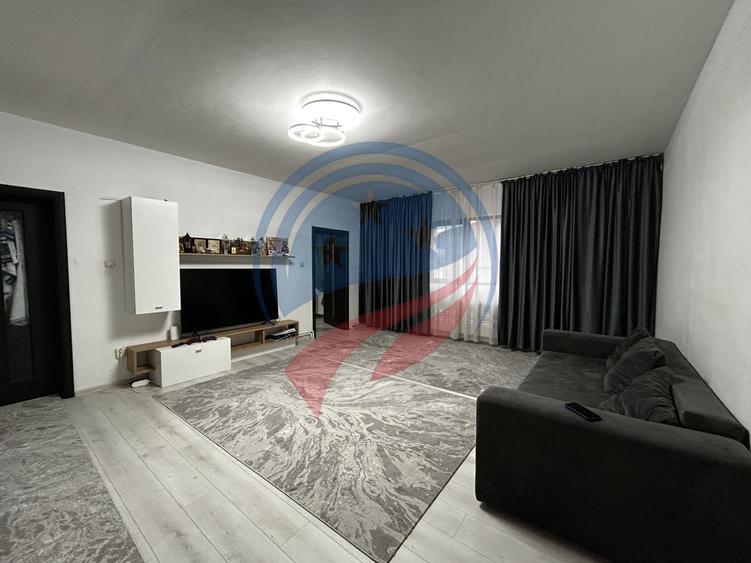 Casă spațioasă P+1+M pe teren de 902 mp – ideală pentru familie - 1